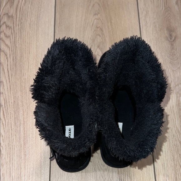 Airwalk Black Winter Boots with Faux Fur Trim - Picture 12 of 16